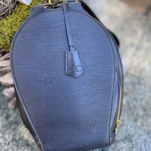 ❤️S A L E !!!! AUTHENTIC LOUIS VUITTON EPI MABILLON  !!!